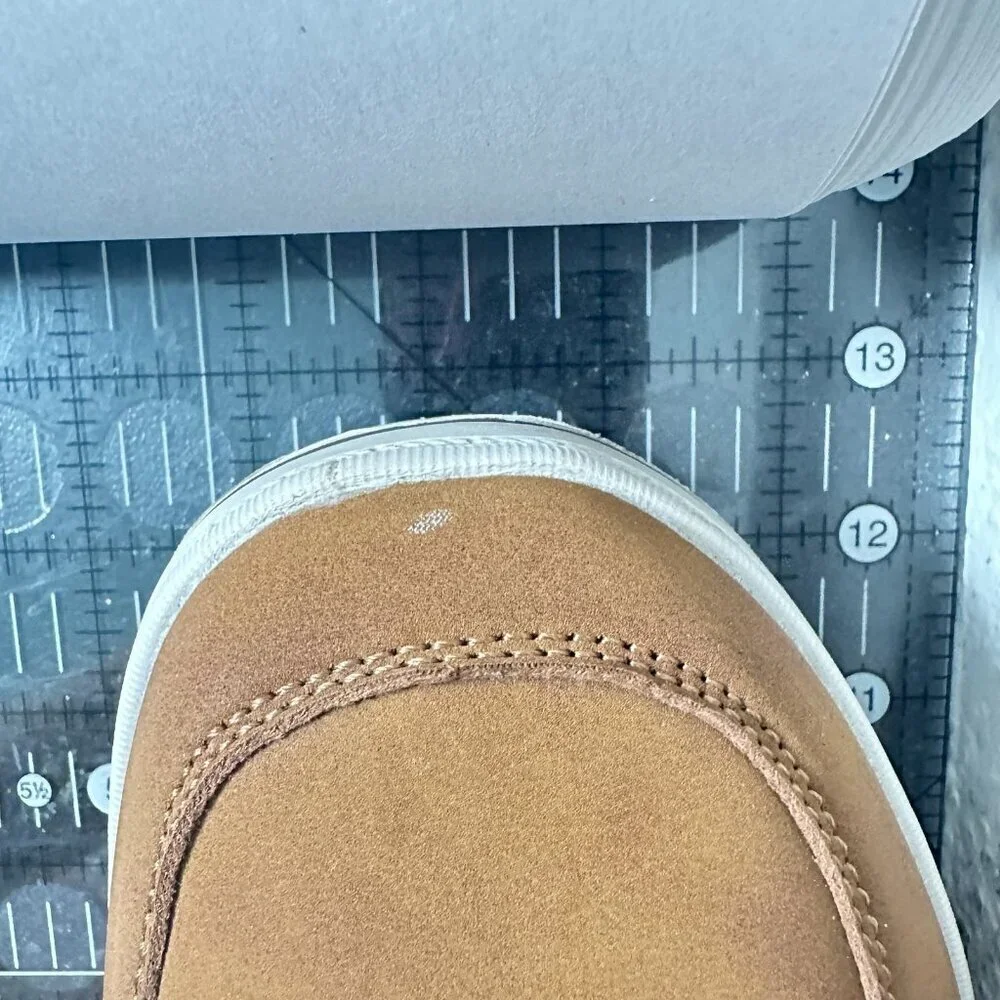 Izod Memory Foam Men Size 13M Brown Leather Elastic Pull On Casual Shoes